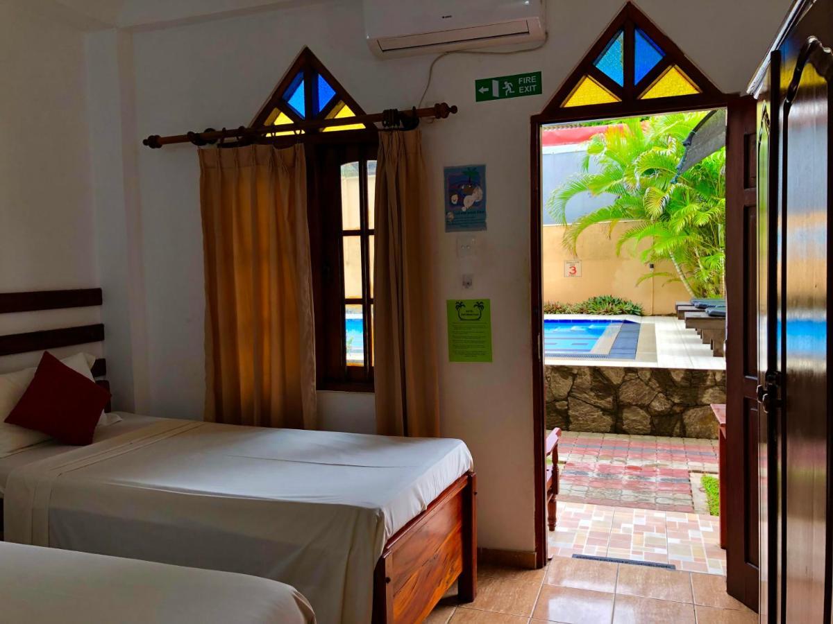 Hotel Drifters & Restaurant Hikkaduwa