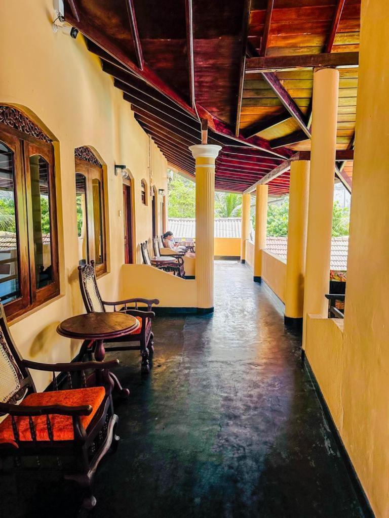 Hotel Drifters & Restaurant Hikkaduwa