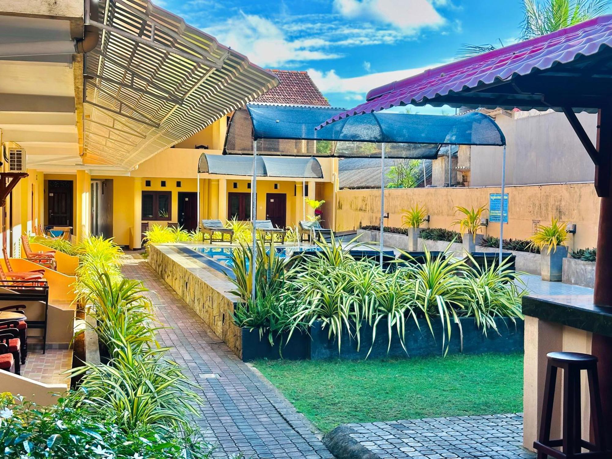 Drifters & Restaurant Hotel