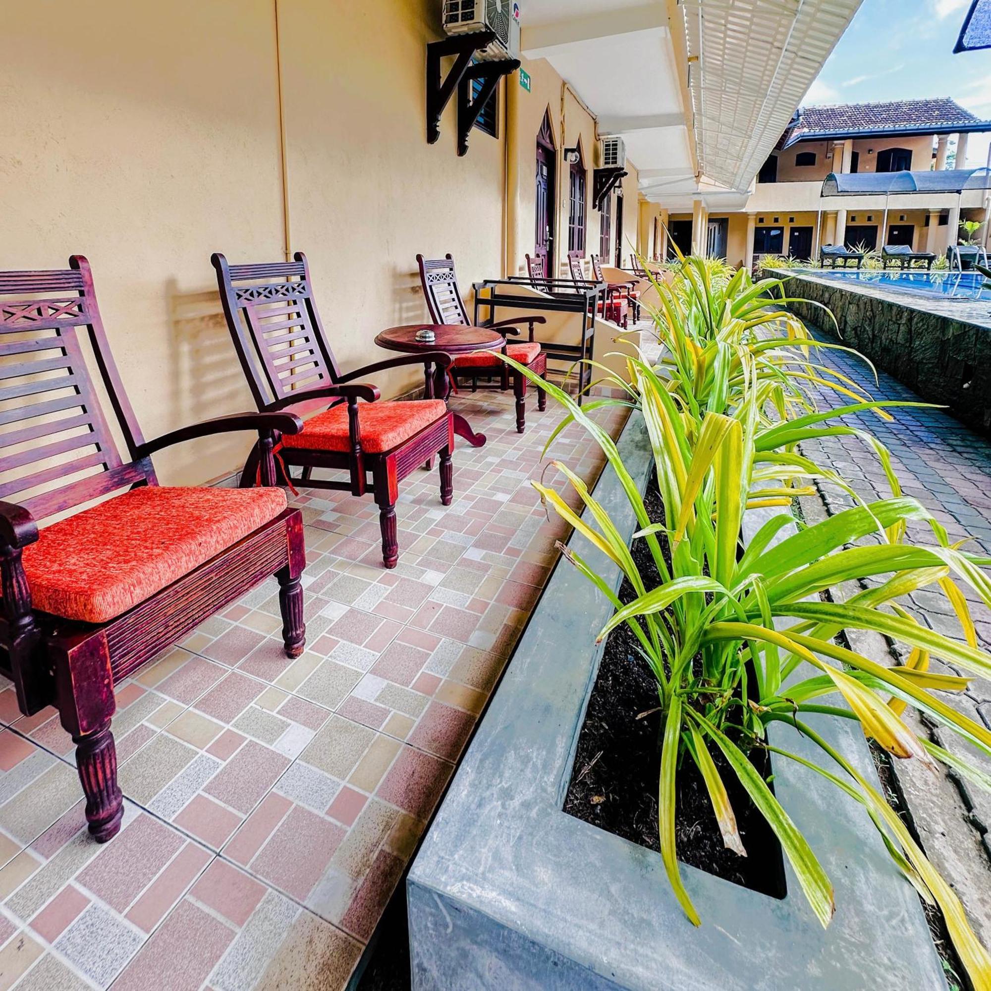 Hotel Drifters & Restaurant Hikkaduwa