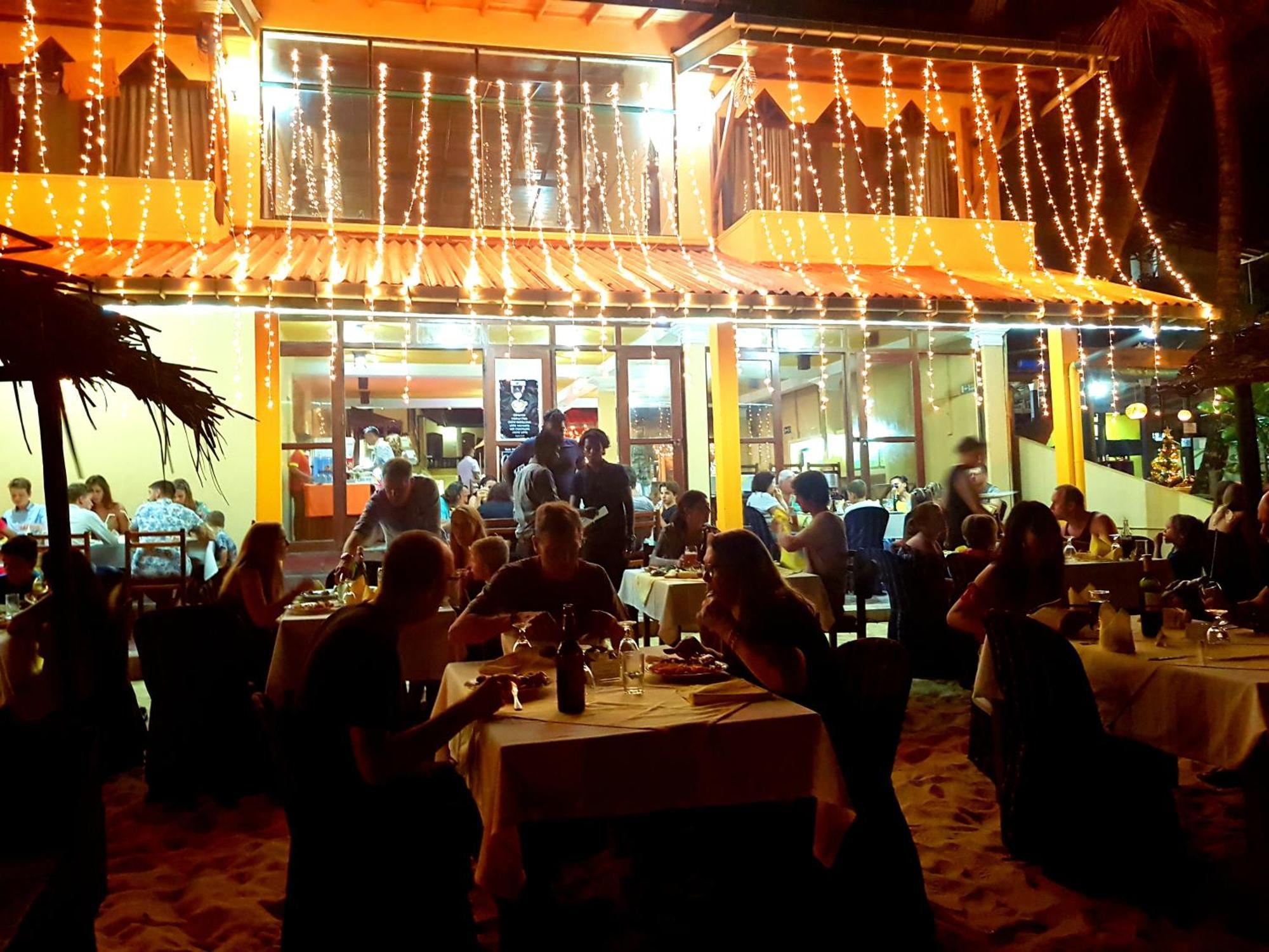 Hotel Drifters & Restaurant Hikkaduwa